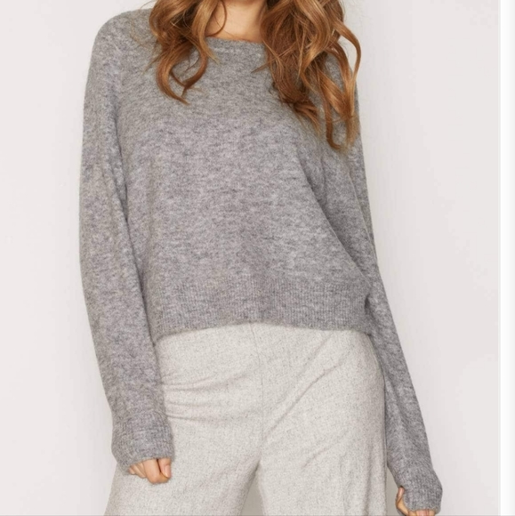 Philosophy  Women's Gray Long Sleeve Pullover Sweatshirt - Picture 1 of 9